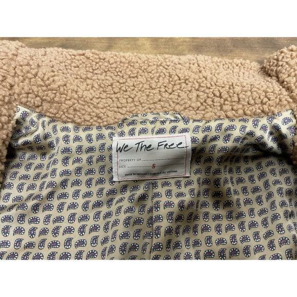 Free People We The Free Izzy Wrap Teddy Coat In Sand Size Small Tan Faux Sherpa - Picture 9 of 13